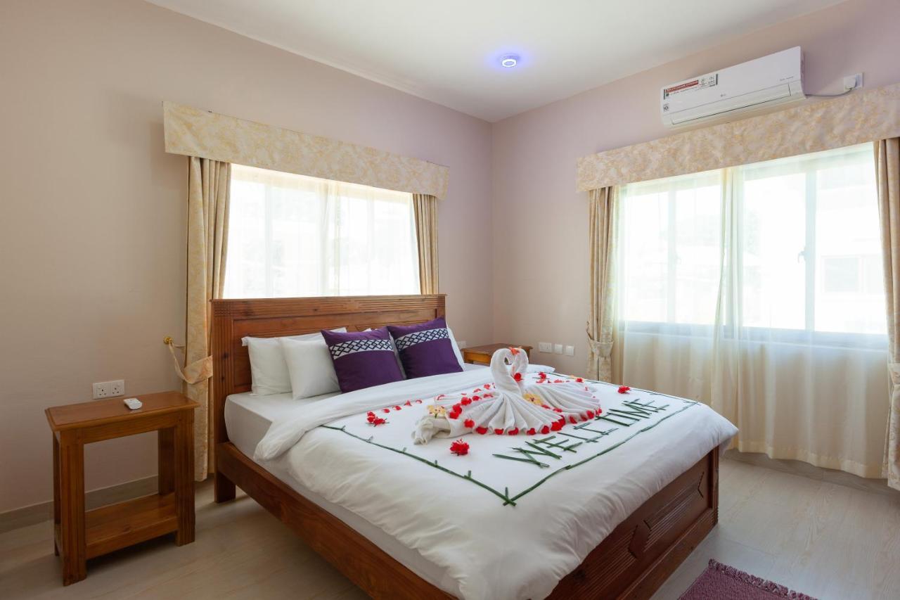 Stone Self Catering Apartment Grand Anse  Kültér fotó