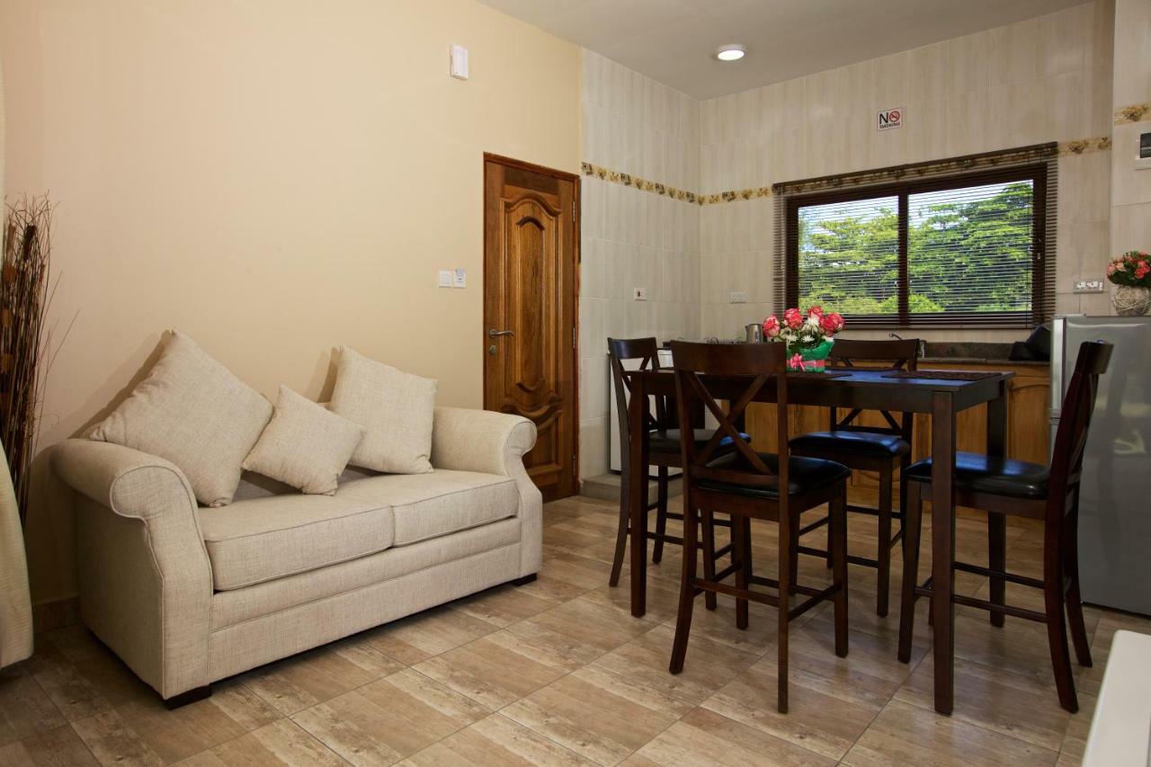 Stone Self Catering Apartment Grand Anse  Kültér fotó